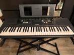 Yamaha EZ-220 Keyboard - Goede Staat, Ophalen, Yamaha, Met standaard, 61 toetsen