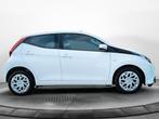 Toyota Aygo 1.0 VVT-i x-play (73 PK) 2e-Eig. & Dealer-Onderh, 12 maanden, Stof, Gebruikt, 4 stoelen
