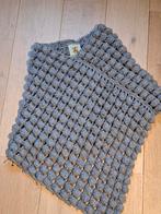 Grijze gebreide poncho van Inti, Kleding | Dames, Truien en Vesten, Ophalen of Verzenden, Zo goed als nieuw
