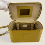 Chanel vanity schoudertas caviar, Overige merken, Gebruikt, Geel, Ophalen of Verzenden