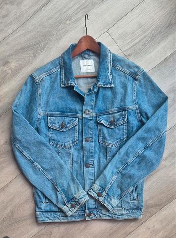 Jack & Jones spijkerjack mt M  beschikbaar voor biedingen