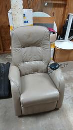 Relax stoel, elektrische fauteuil, leder izgs, Huis en Inrichting, Fauteuils, Ophalen, Zo goed als nieuw, 75 tot 100 cm, 50 tot 75 cm