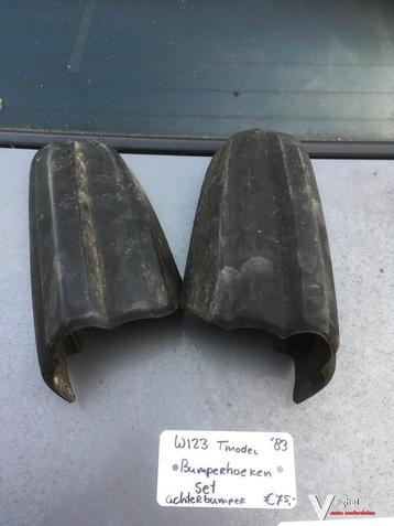 Mercedes w123 1983 station Bumperhoeken set tbv Achterbumper beschikbaar voor biedingen