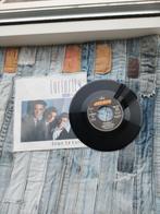 Curiosity Killed The Cat - Down To Earth Single, 7 inch, Single, Ophalen of Verzenden, Zo goed als nieuw