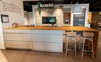 Kvik showroomkeuken | Beige mat | Eiken blad | 40% korting, Ophalen, Kvik, Woerden@woerden.kvik.nl, Nieuw