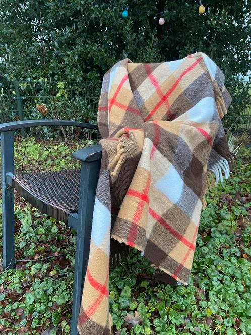 Prachtige bruin/ rood geblokte vintage plaid/ picknickkleed, Huis en Inrichting, Woonaccessoires | Plaids en Woondekens, Zo goed als nieuw
