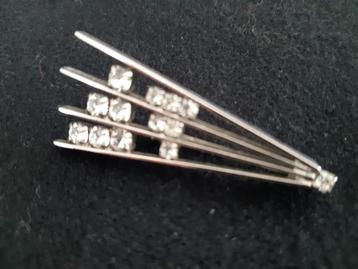 Broche, vintage beschikbaar voor biedingen