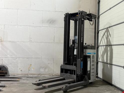 Atlet Stapelaar reachtruck hydro vorken 2017 accu 2019, Zakelijke goederen, Machines en Bouw | Heftrucks en Intern transport, Stapelaar