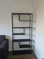 Industriële wandkast met visgraatpatroon
zwart, Ophalen