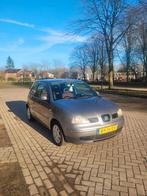 Seat Arosa 1.4 44KW 2002 Grijs, Auto's, Voorwielaandrijving, 450 kg, 31 €/maand, 4 stoelen