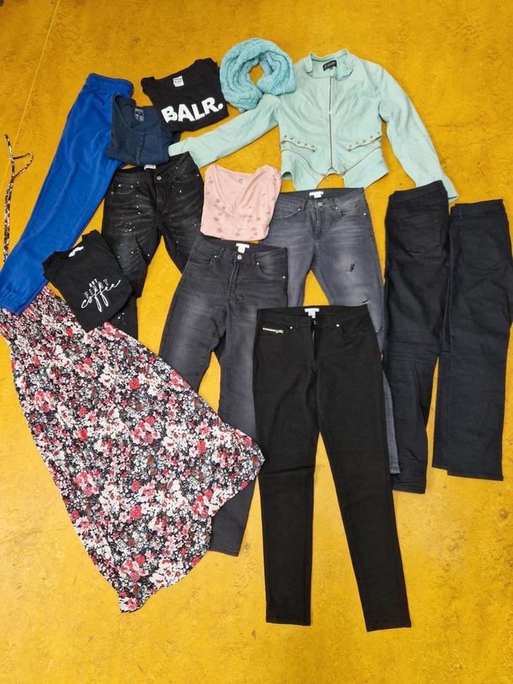 erg mooi kleding pakket maat S-36, Kleding | Dames, Dames-kledingpakketten, Zo goed als nieuw, Maat 36 (S), Ophalen of Verzenden
