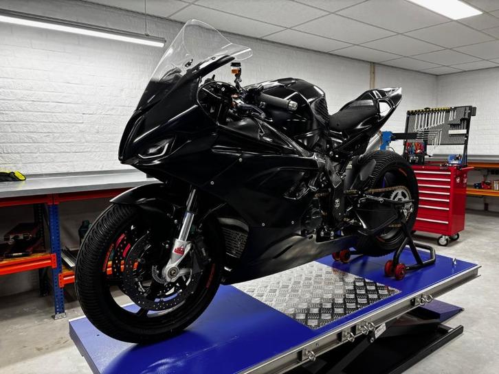 BMW s1000rr k67 circuit motor racer, Motoren, Motoren | BMW, Particulier, Sport, meer dan 35 kW, 4 cilinders, ABS, Quickshifter