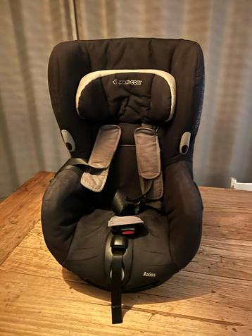 Maxi-Cosi Axiss Draaibare Autostoel beschikbaar voor biedingen