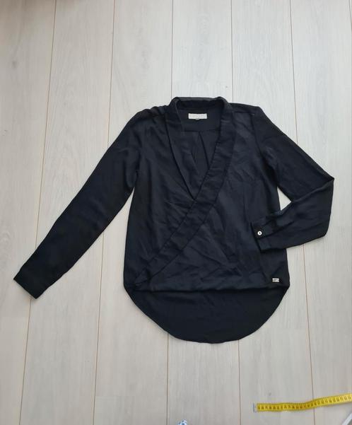 Josh V overslag blouse zwart Xs 36, Kleding | Dames, Blouses en Tunieken, Zo goed als nieuw, Maat 34 (XS) of kleiner, Zwart, Ophalen of Verzenden