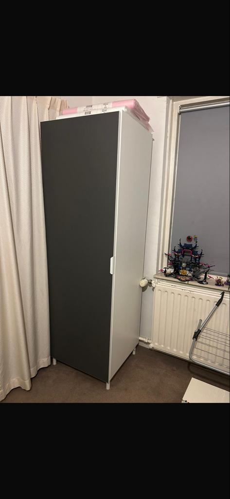 Garderobekast + Zitbank - Samen voor een mooie prijs!, Huis en Inrichting, Kasten | Kledingkasten, Zo goed als nieuw, 150 tot 200 cm