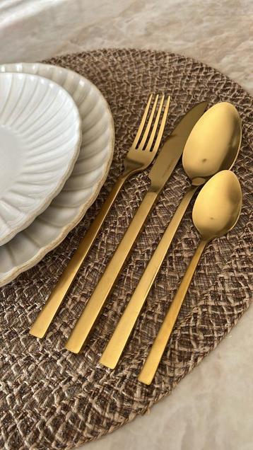 TE HUUR Divers bestek voor (21-)diner, bruiloft & evenemten beschikbaar voor biedingen