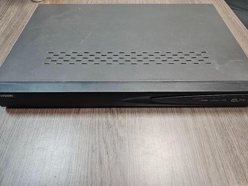 Hikvision NVR met 1x Hikvision camera en 1x 1TB HDD, Audio, Tv en Foto, Videobewaking, Gebruikt, Buitencamera, Ophalen of Verzenden
