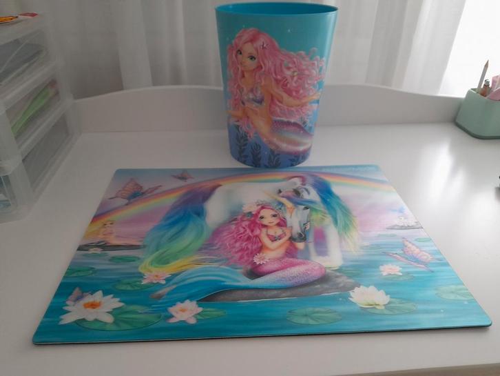 Zgan Topmodel Zeemeermin prullenbak en bureaumat cadeautip, Kinderen en Baby's, Kinderkamer | Inrichting en Decoratie, Zo goed als nieuw