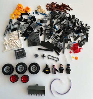 LEGO Batman 70915 Two-Face Double Demolition (incompleet) beschikbaar voor biedingen