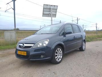 Opel Zafira 2.2 2007 Grijs 7-Zitter Airco Trekhaak beschikbaar voor biedingen