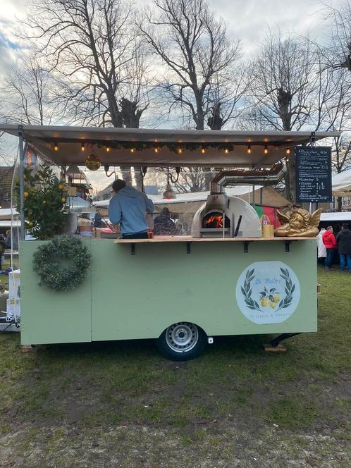 Foodtruck pizza gas en hout oven, Zakelijke goederen, Partijgoederen en Retail | Verkoopwagens, Ophalen