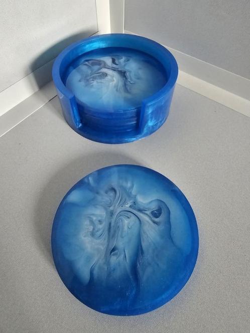 4 cobalt onderzetters met -houder in abstracte motieven, Huis en Inrichting, Woonaccessoires | Onderzetters, Nieuw, Glas of Kopje
