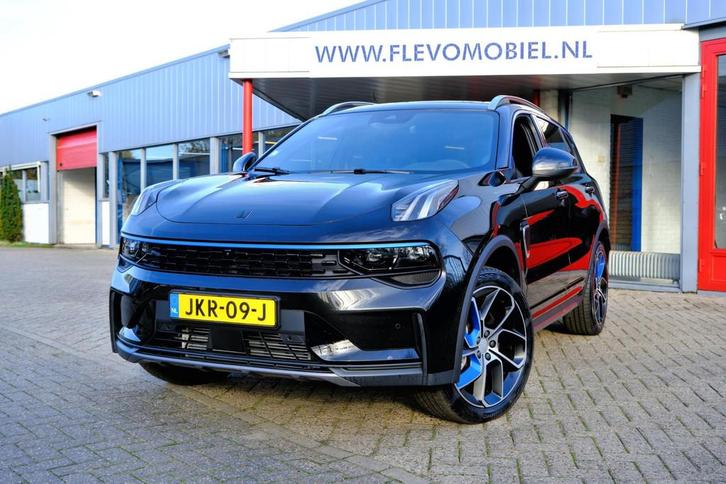 Lynk & Co 01 1.5 Aut. Zwarte hemel|360 Camera|Pano|Navi|Adap, Auto's, Lynk & Co, Bedrijf, Te koop, ABS, Adaptive Cruise Control