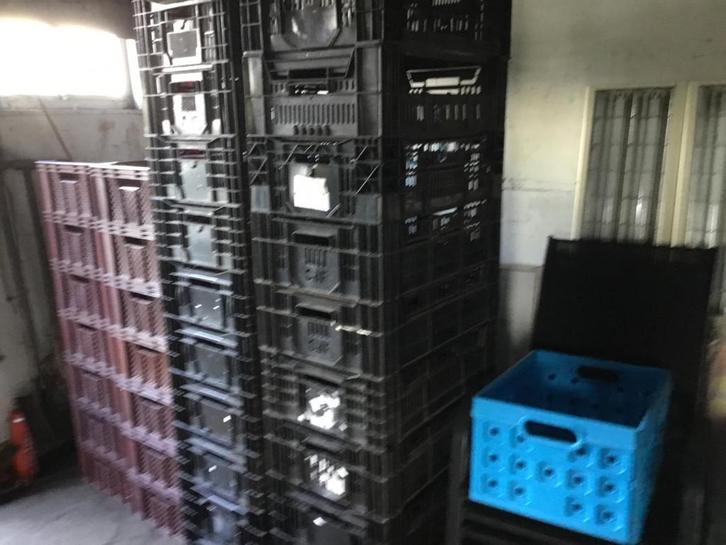 Zwarte en bruine kratten, Doe-het-zelf en Verbouw, Kratten en Dozen, Krat, 50 tot 75 cm, Minder dan 35 cm, 40 tot 60 cm, Ophalen of Verzenden