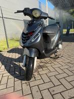 Zip 50 cc, Fietsen en Brommers, Scooters | Piaggio, Ophalen, Zip, Zo goed als nieuw, Benzine