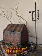 Antiek 18e eeuws bruidskist, Ophalen of Verzenden