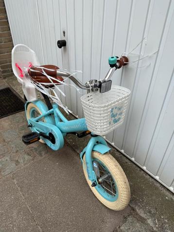Kinderfiets Supersuper 12 inch – mandje en poppenstoeltje beschikbaar voor biedingen