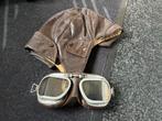 Antiek WWII piloten bril + bruin leren muts/helm, Ophalen of Verzenden, Helm of Baret