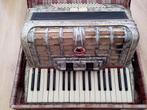 Accordeon 80bas, Muziek en Instrumenten, Accordeons, Gebruikt, Met koffer, 80-bas, Scandalli