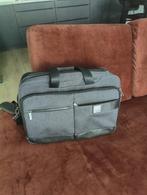 15.6 inch laptop schoudertas, Ophalen of Verzenden, 15 inch, Zo goed als nieuw, Schoudertas