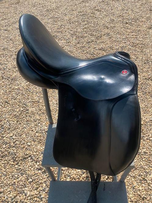 Kieffer Ulla Salzgeber Rusty Exclusiv maat 2/18 inch, Dieren en Toebehoren, Paarden en Pony's | Zadels, Zo goed als nieuw, Dressuur