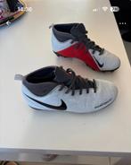 Nike Phantom Voetbalschoenen Maat 34, Sport en Fitness, Voetbal, Ophalen of Verzenden, Gebruikt