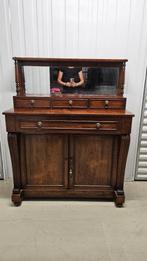 Victoriaans antieke kast, Antiek en Kunst, Antiek | Meubels | Kasten, Ophalen of Verzenden