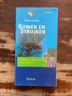 Bomen en Struiken (veldgids), Boeken, Ophalen of Verzenden, Zo goed als nieuw, Bloemen, Planten en Bomen