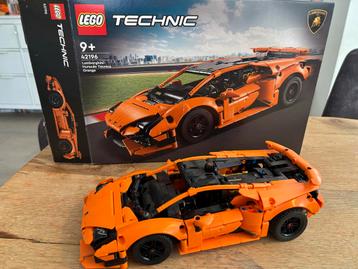Lego Technic 42196 Lamborghini - Compleet met doos beschikbaar voor biedingen