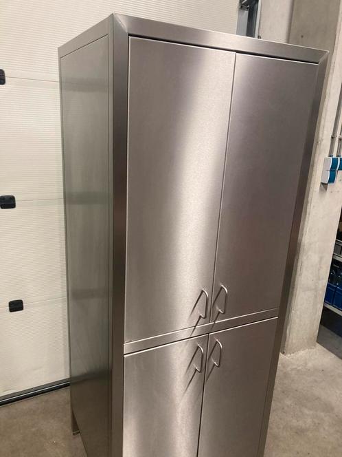 Te koop rvs kast met deuren voor horeca restaurant etc etc, Huis en Inrichting, Keuken | Keukenbenodigdheden, Zo goed als nieuw