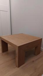 Eikenhouten Salontafel, Ophalen
