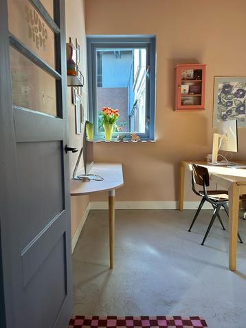 studio / kantoor / flexplek te huur! beschikbaar voor biedingen