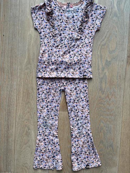 Set flared broek en shirt Z8 mt 116/122 netjes, Kinderen en Baby's, Kinderkleding | Maat 116, Gebruikt, Meisje, Setje, Ophalen of Verzenden
