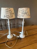 Wit houten lampenvoet met kap 2 stuks, Huis en Inrichting, Lampen | Tafellampen, Ophalen of Verzenden, Zo goed als nieuw