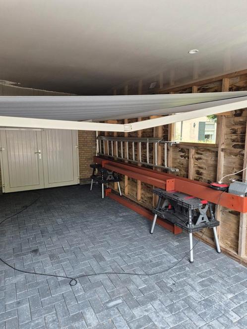Zonnescherm, Tuin en Terras, Overkappingen, Zo goed als nieuw, Ophalen