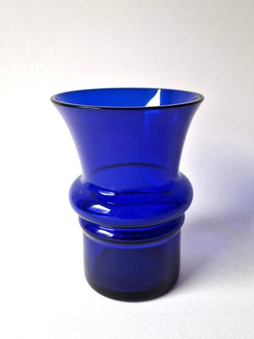 Lindshammar Zweden - Kobaltblauwe vaas van Gunnar Ander  beschikbaar voor biedingen