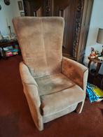 Luxe stoel van Prominent, Huis en Inrichting, Stoelen, Ophalen, Bruin, Zo goed als nieuw, Suede