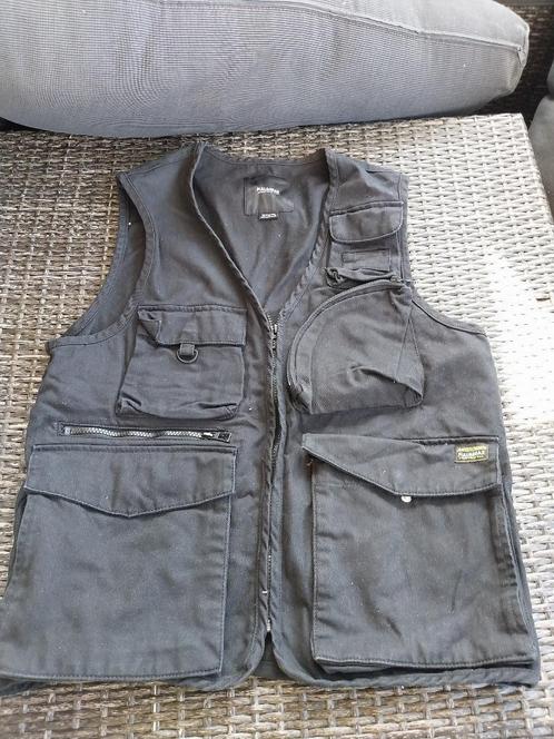 Bodywarmer van pull en bear, Kleding | Heren, Bodywarmers, Zo goed als nieuw, Maat 48/50 (M), Zwart, Ophalen of Verzenden