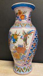 Fraaie Chinese vaas met een decor van vogels bloemen, Minder dan 50 cm, Blauw, Ophalen of Verzenden, Zo goed als nieuw