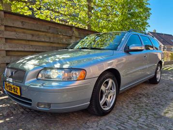 Volvo V70 2.4 140PK 2007 youngtimer xenon leer trekhaak beschikbaar voor biedingen